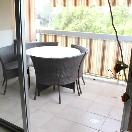 Studio Avenue Des Golfs Apartamento Saint-Raphaël